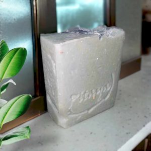 Savon éphémère au citron bleu pâle